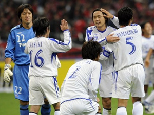 Reds rue early misses