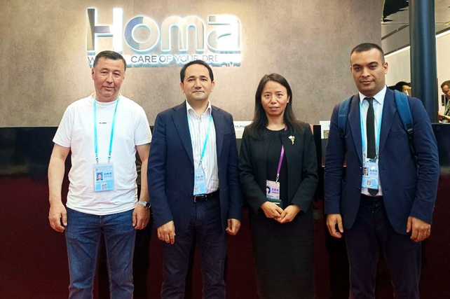 Uzeltekhsanoat Association held talks with leading Chinese manufacturers at Canton Fair