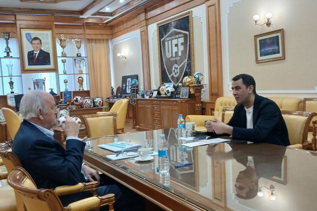 Ravshan Irmatov Discusses Uzbekistan Football Development Strategy with FIFA