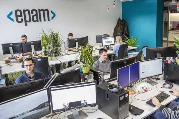 IT-компания EPAM перевезла сотни сотрудников из России и Белоруссии в Узбекистан