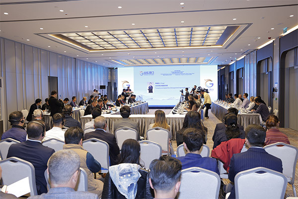 Business ties between Uzbekistan and China are strengthening