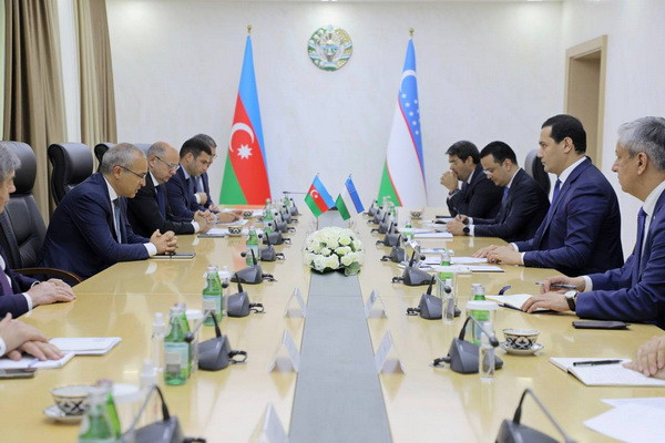 Uzbekistan, Azerbaijan discuss the main directions of deepening the economic partnership