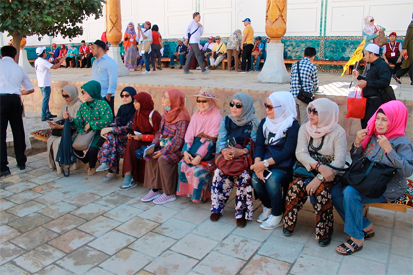 Pilgrims from Malaysia and Indonesia visit Uzbekistan
