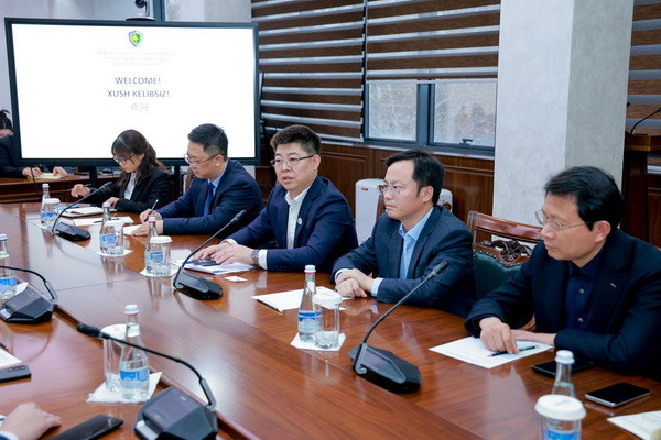 Issues of construction of environmentally friendly buildings and waste recycling with China were discussed
