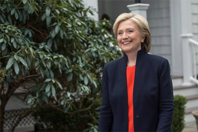 Hillary Clinton announces 2016 White House bid