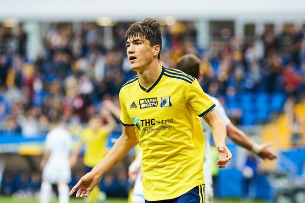 Эльдор Шомуродов стал игроком итальянской «Специи»