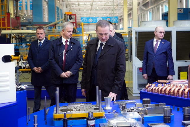 Премьер-министр Беларуси ознакомился с деятельностью TEXNOPARK