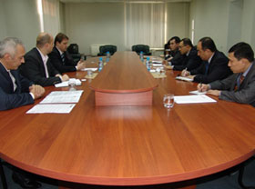 IBM delegation holds negotiations at UzACI