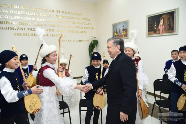 Uzbek President visits Uzbekistan – Kazakhstan National Cultural Center