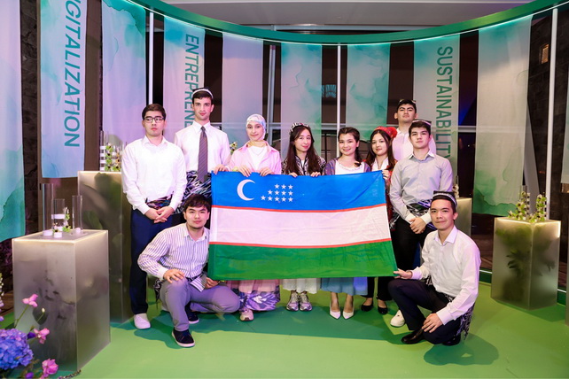 Студенты Узбекистана приняли участие в международной образовательной программе Huawei в Китае