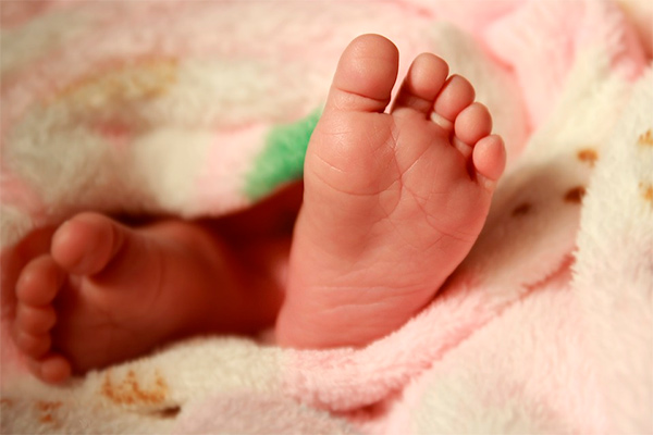 Birth Statistics for 2025: Nearly 20,000 Sets of Twins and Over 550 Sets of Triplets or More in Uzbekistan