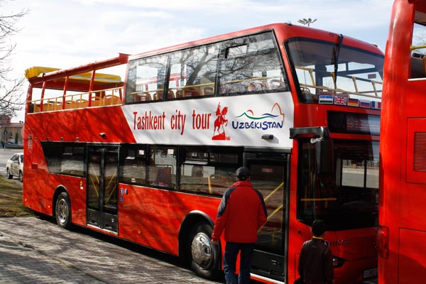Double-decker buses start their operation in Tashkent city