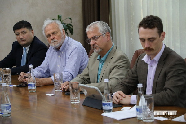Deputy Minister of Finance holds meeting with representatives of the World Bank