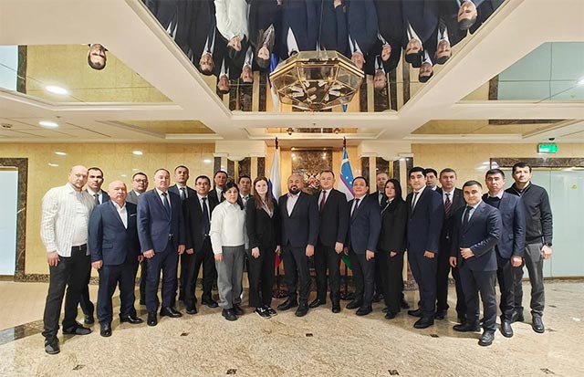 Uzbekistan's Tax Officials Study Russian Counterparts' Experience in Online Income Monitoring