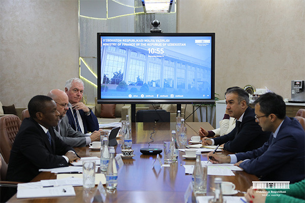 Uzbek Finance Minister holds meeting with representatives of the IMF