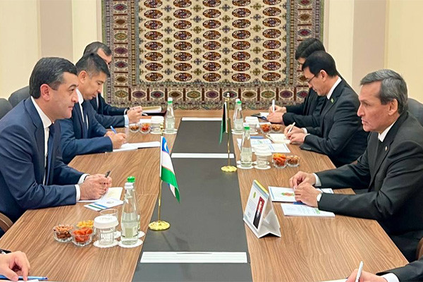 Главы МИД Узбекистана и Туркменистана провели переговоры