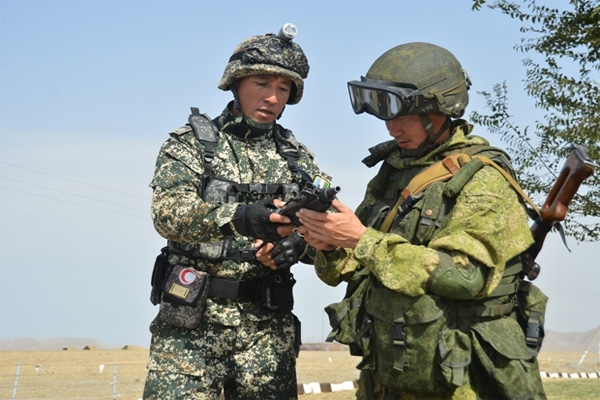 Узбекистан и РФ начали военные учения