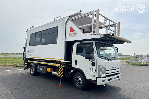 The fleet of special equipment at Tashkent Airport has been replenished with new ambulifts
