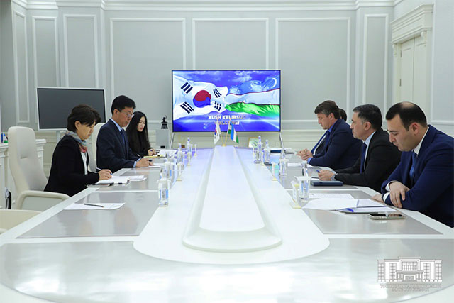 Хоким Ташкента провел встречу с Послом Республики Корея