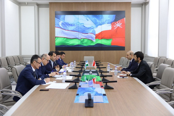 Issues of expanding trade, economic and investment cooperation between Uzbekistan and Oman were discussed