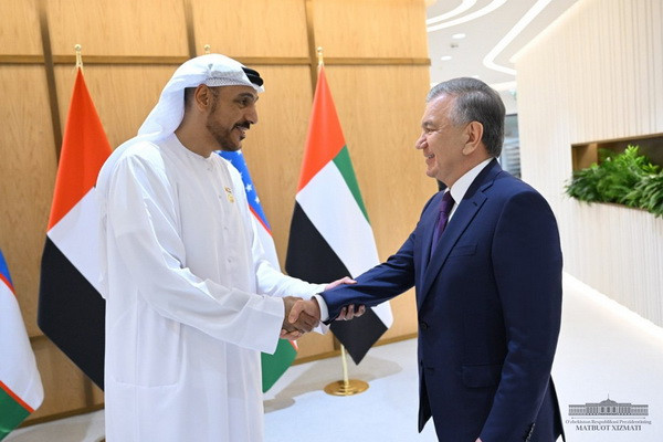 President of Uzbekistan receives the head of Tadweer