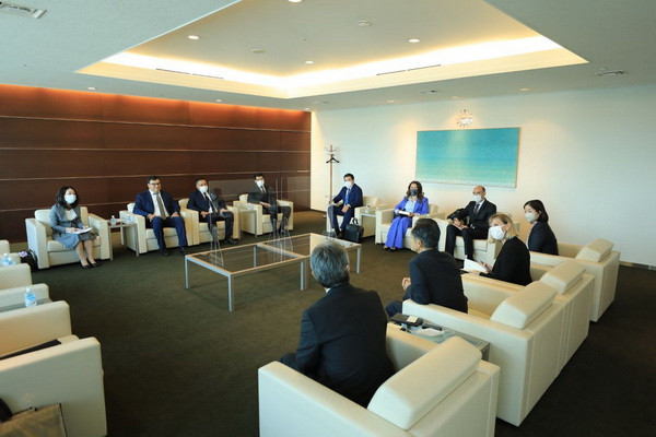 Uzbek DPM holds meeting with All Nippon Airlines management