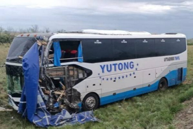 Bus from Perm to Tashkent Overturns in Kazakhstan: Two Uzbek Citizens Killed