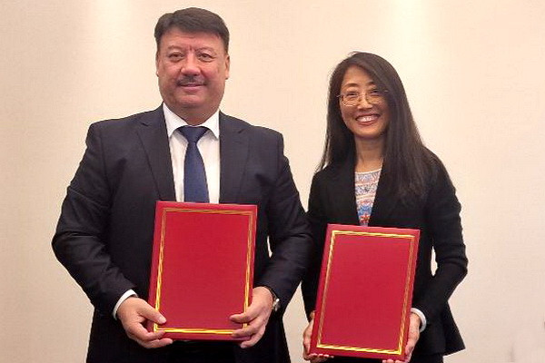 The number of flights between Uzbekistan and China to be increased to 100 per week