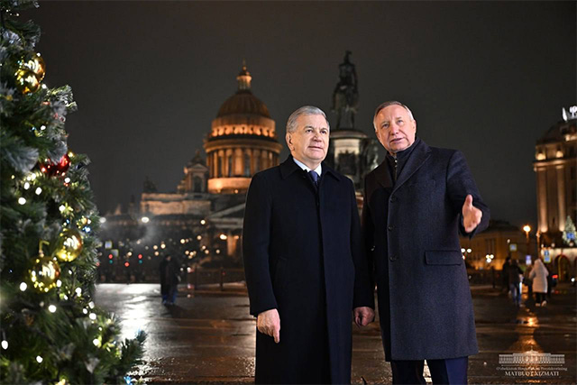 President of Uzbekistan arrives in St. Petersburg