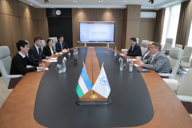 Агентство по развитию фармацевтики Узбекистана обсудило сотрудничество с A Group Electronics в сфере медицинской техники