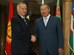 Kyrgyz leader congratulates Uzbek president on Independence Day