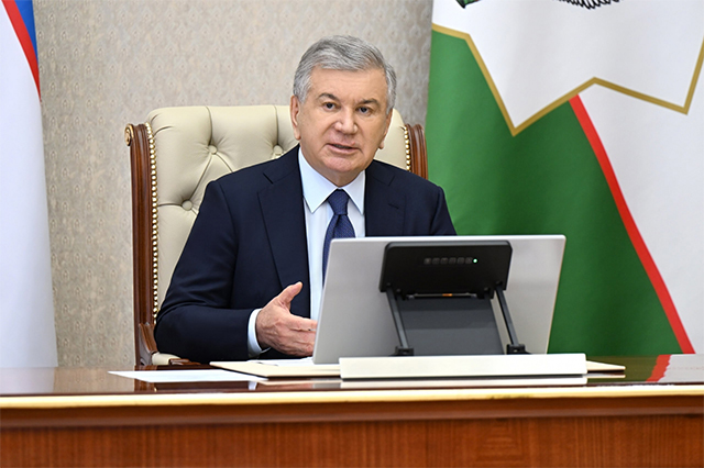 Мирзиёев обсудил развитие кожевенно-обувной отрасли