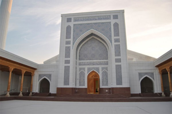 Tourism firm under Muslim Board of Uzbekistan begins its work