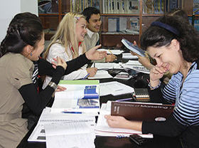 US Embassy donates books to the Uzbek business school 