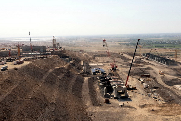 AGMK: arrival of the first equipment