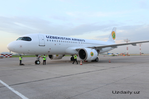 Uzbekistan Airways receives an Airbus A320neo aircraft