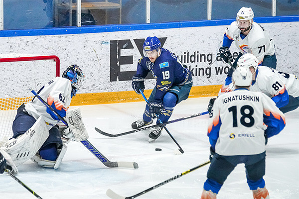 Финал Pro Hokei Ligasy: «Хумо» уступает в серии до четырёх побед со счетом 1:3