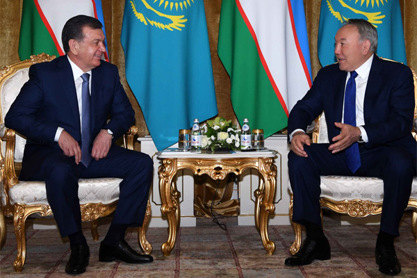 Президент Узбекистана Шавкат Мирзиёев отбыл в Казахстан