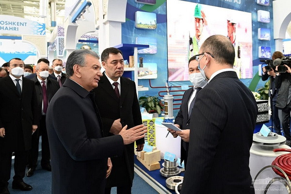 Presidents of Uzbekistan and Kyrgyzstan get acquainted with Industrial Exhibition at Technopark