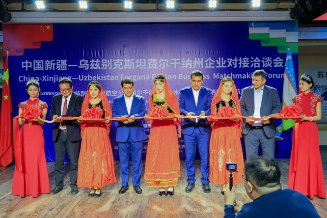 New flight route between Ferghana and Urumqi launched