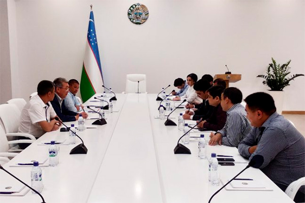 Makhsustrans shares experience with Kazakhstan
