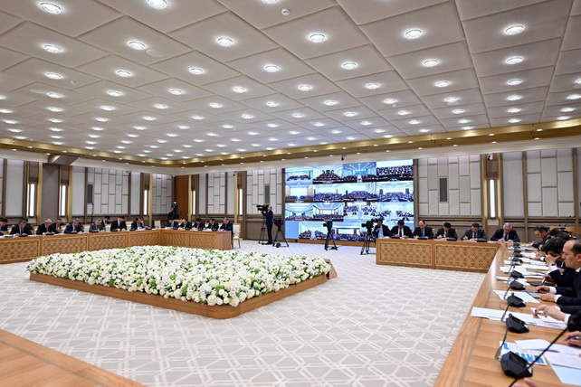 Tourism and investment development discussed at presidential meeting