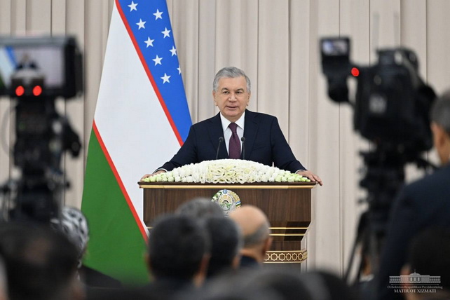 Measures discussed for economic development and increasing population income