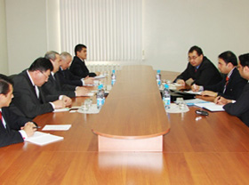 UzACI, Technosat Trading officials hold talks