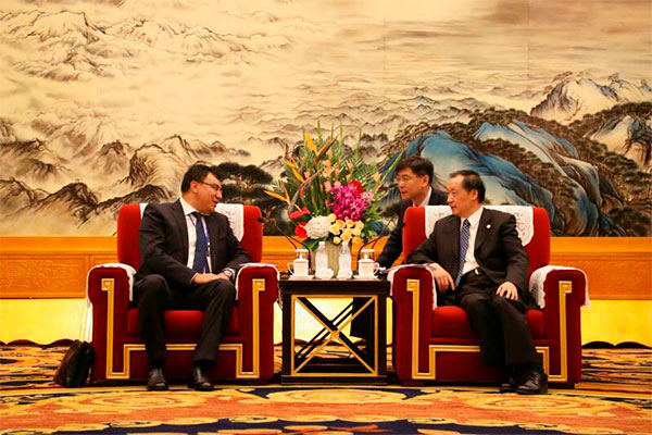 Delegation of Uzbekistan meets with head of tourism administration of China