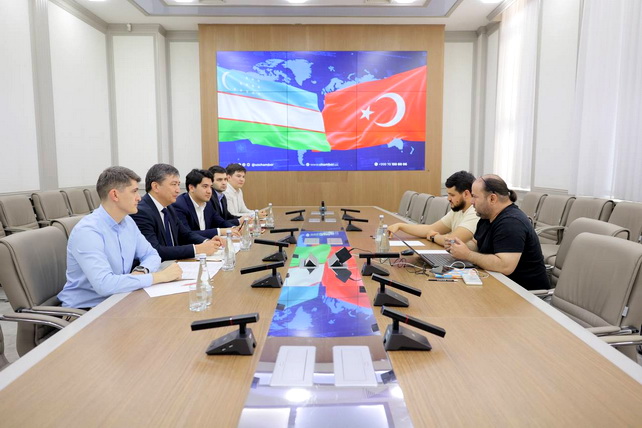 Turkish expert to train Uzbek furniture makers in modern technologies
