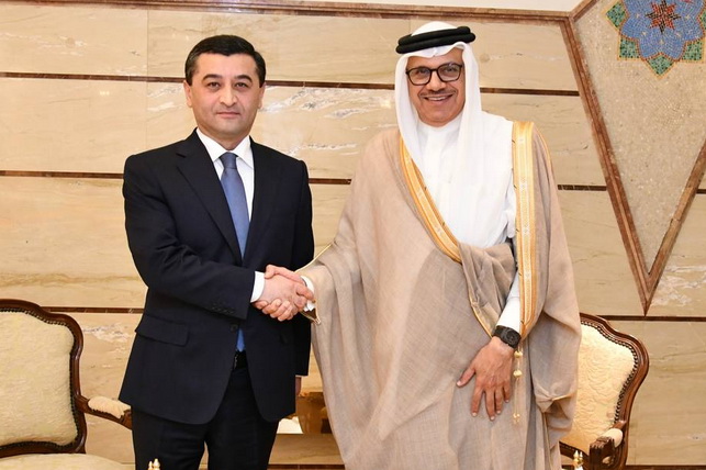 Uzbek Foreign Minister Discusses Middle East Situation with Bahrain Counterpart