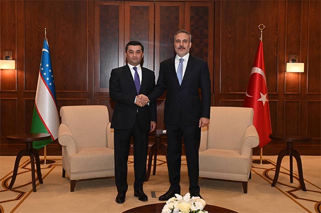 Uzbekistan and Türkiye FMs Discuss Expanding Cooperation