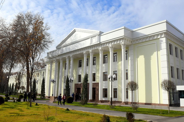 МГИМО запустит международный акселератор в Узбекистане