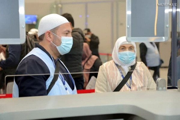 The first pilgrims of the Umrah-2022 season fly from Tashkent to Jeddah